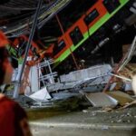 Количество жертв крушения метромоста в Мехико достигло 26 человек