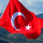 Турция обсуждает закрытие границ из-за распространения штамма «Дельта»