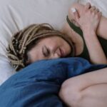 Ученые рассказали об общих чертах долгого ковида и синдрома хронической усталости