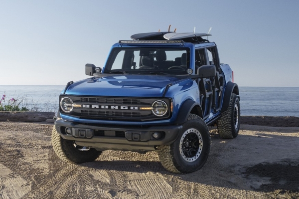 Ford показал Bronco Riptide: без крыши, без дверей, с другим передним бампером