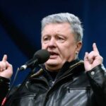 Премьер Украины прокомментировал дело о госизмене Порошенко — РИА Новости, 21.12.2021