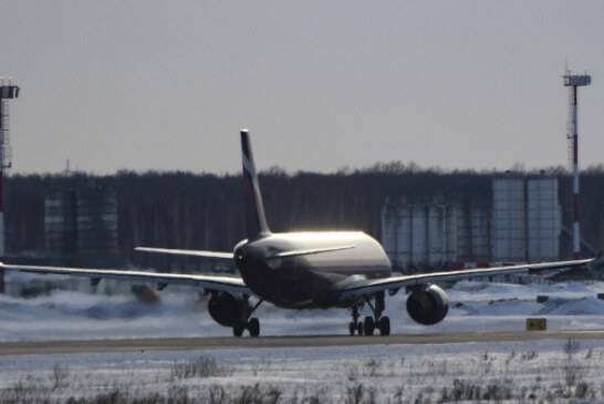 Денежный ход: Владимир Путин разрешил авиакомпаниям платить рублями за аренду иностранных самолётов — РТ на русском