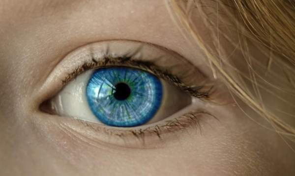 Офтальмолог Шилова рассказала об опасностях глазных капель