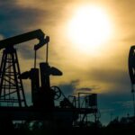 Впервые с октября 2023 года: цена российской нефти Urals превысила $75 за баррель — РТ на русском