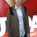 Саша Бортич о школьном буллинге: «На выпускном одноклассник ударил меня по лицу» |  Корреспондент