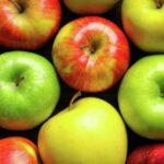 Названы неожиданные полезные свойства яблочного уксуса
