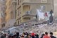 Число погибших при обрушении жилого дома в Каире возросло до 18