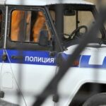 В Петербурге задержали мужчину, рубившего топором остановку