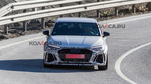Audi завершает разработку нового поколения RS3: седан проехался на камеру