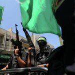 Военное крыло ХАМАС нанесло ракетные удары по Израилю