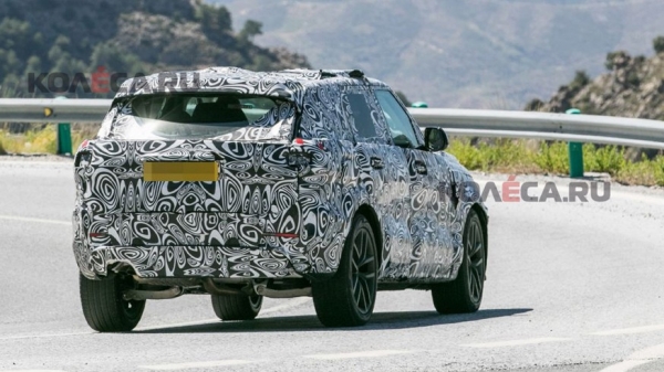 Land Rover готовит новинку: на камеру проехался Range Rover Sport нового поколения