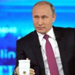 Общение Владимира Путина с россиянами в прямом эфире