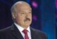 У Александра Лукашенко посинели руки от необычного подарка