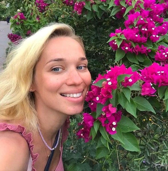 Звезда сериала «ИП Пирогова» Ксения Теплова стала мамой во второй раз  |  Корреспондент