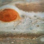 Ученые выяснили, что находится внутри Большого красного пятна Юпитера