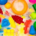 Химикаты в пластике, игрушке и косметике связали с десятками тысяч смертей в США
