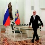 Журналисты показали секретную кнопку на столе Путина — РИА Новости, 21.11.2021