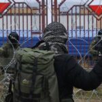 Польская прокуратура возбудила дело о нападении на силовиков на границе — РИА Новости, 16.11.2021