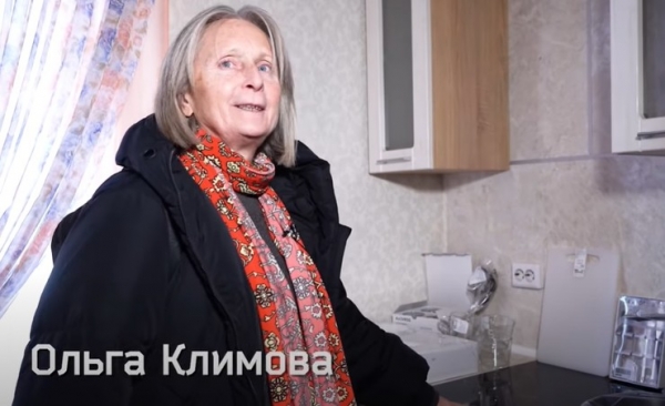 Ксения Собчак купила квартиру жертве секты, которая бомжевала 14 лет  | Корреспондент