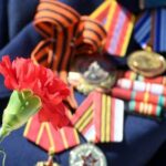 Все ветераны Великой Отечественной получили телефоны с бесплатной связью — РИА Новости, 07.12.2021