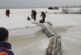 В Красноярском крае спасатели эвакуировали рыбаков со льда Енисея — РИА Новости, 26.12.2021