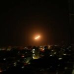 СМИ: Израиль нанес удар по району порта Латакии в Сирии — РИА Новости, 07.12.2021