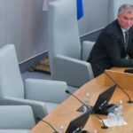 Володин подчеркнул важность диалога по теме QR-кодов с гражданами — РИА Новости, 17.12.2021