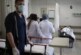 «Хуже весны 2020-го»: жители Франции рассказали о новом штамме коронавируса