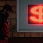 Курс доллара превысил 79 рублей — РИА Новости, 21.02.2022