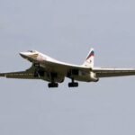 Леонков рассказал, чем Ту-160 смогут уничтожить палубные истребители