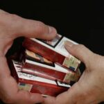 ФНС выступила за отказ от акцизных марок на табак после ввода маркировки — РИА Новости, 08.02.2022