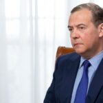«Есть прямая логика»: Медведев назвал очевидным решение России перевести оплату за газ для стран Запада в рубли — РТ на русском
