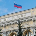 «Риски перестали нарастать»: Банк России решил снизить ключевую ставку до 17% годовых — РТ на русском