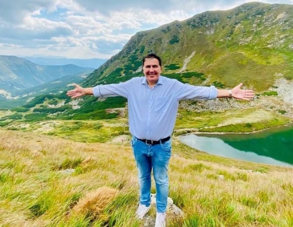 Михаил Саакашвили страдает от тупой травмы позвоночника