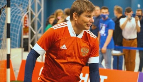 Аршавин заявил о готовности забрать младшего сына-футболиста у Барановской