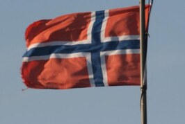Норвегия по примеру Литвы отклонила заявку России на пропуск грузов на Шпицберген