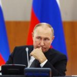 Россияне оценили то, как Путин справляется со своими обязанностями