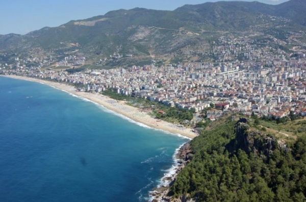 Пенсионеры из ЕС могут провести зиму на курортах Турции, Греции и Египта из-за цен на газ