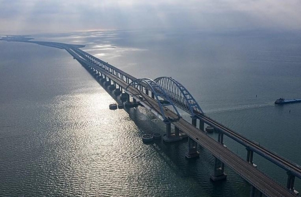 Пара гидов из Санкт-Петербурга стала жертвами диверсии на Крымском мосту