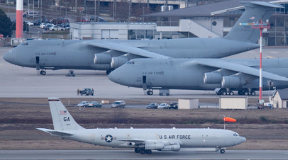 Американские военные самолёты на авиабазе США в Рамштайне, Германия