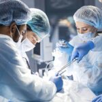 Пластическая хирургия в России оказалась на грани выживания: ягодичные импланты заканчиваются