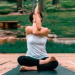 Кундалини-йога помогает справиться с тревожностью — исследование