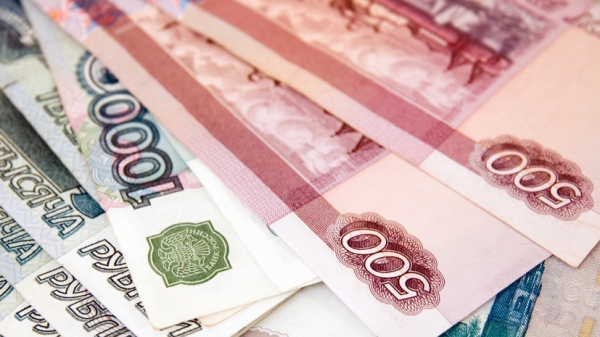 «Социальные гарантии будут выполнены»: с 1 января в России увеличены МРОТ, пенсии и прожиточный минимум